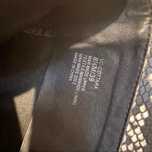 Vince Camuto boots size 8.5 reptile print above the knee - Picture 4 of 9